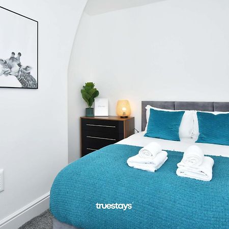 Gilman House By Truestays - 4 Bedroom House In Stoke-On-Trent Etruria Eksteriør billede