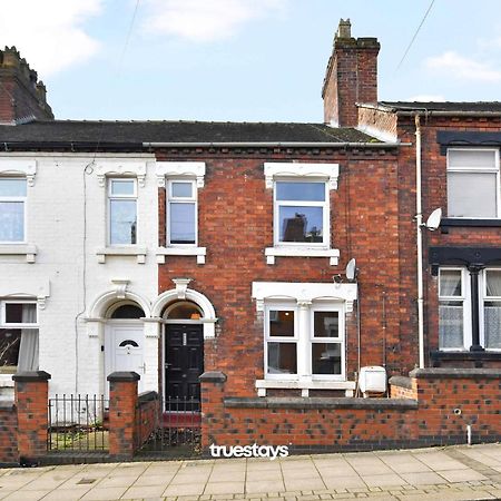 Gilman House By Truestays - 4 Bedroom House In Stoke-On-Trent Etruria Eksteriør billede