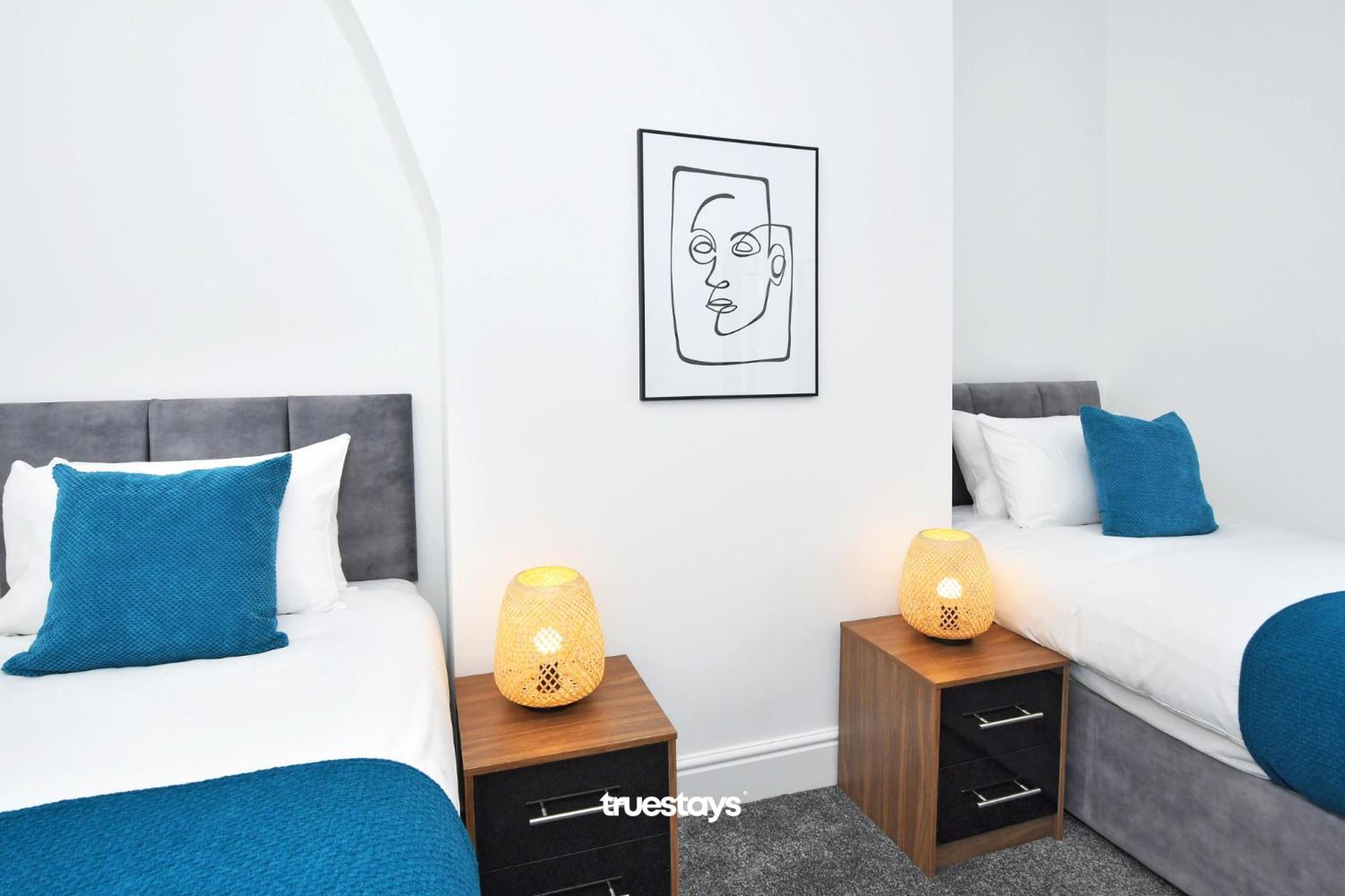 Gilman House By Truestays - 4 Bedroom House In Stoke-On-Trent Etruria Eksteriør billede