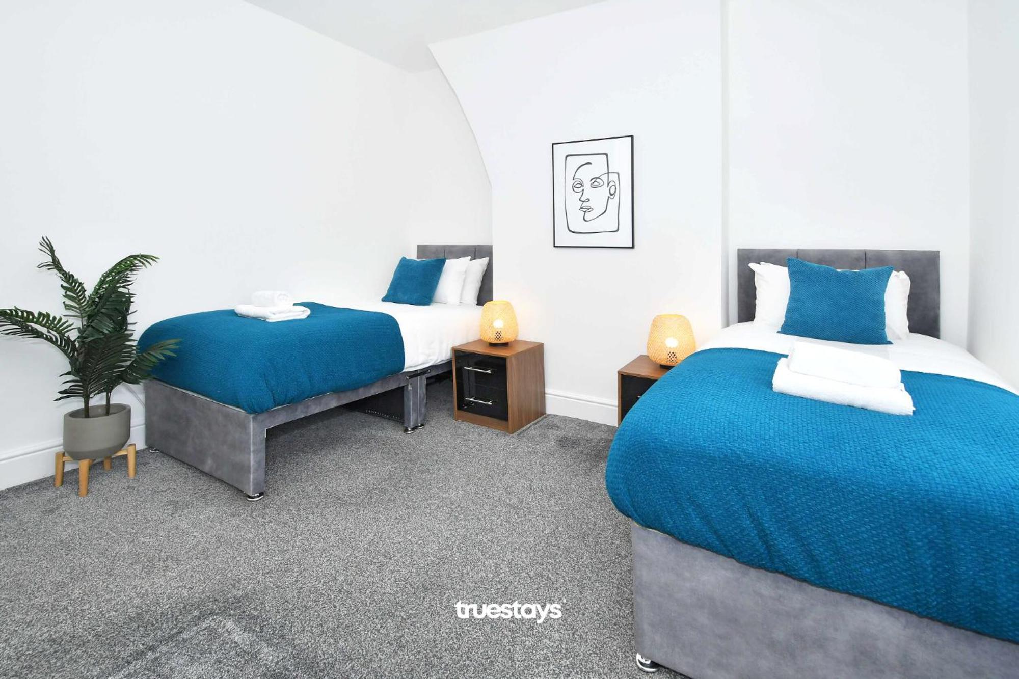 Gilman House By Truestays - 4 Bedroom House In Stoke-On-Trent Etruria Eksteriør billede
